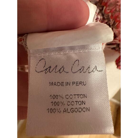 Cara Cara Perrin Top Cream/Orange Paisley Split Neck Cropped Hem Sz Small - Picture 6 of 8